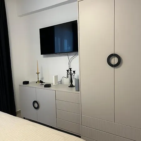 Apartment Crystal Meraki And *